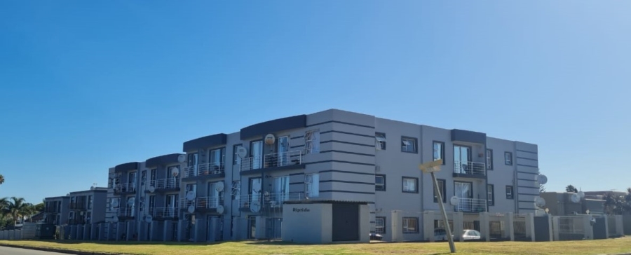 1 Bedroom Property for Sale in C Place Eastern Cape